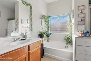 8286 W Calle Sancho Panza, Tucson, AZ 85757 - Photo 19