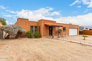 1952 W Brichta Dr, Tucson, AZ 85745 - Photo 3