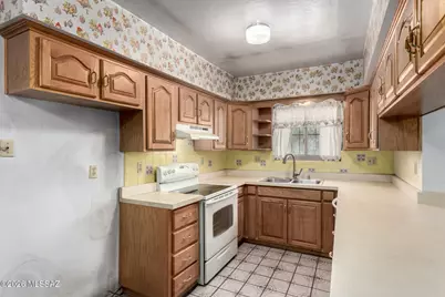 1952 W Brichta Drive, Tucson, AZ 85745 - Photo 15
