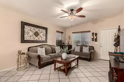 3270 Kennedy Parks Hills Place S, Tucson, AZ 85713 - Photo 9