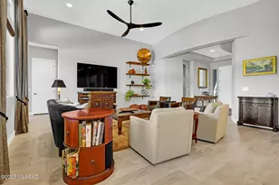 13385 N Cape Marigold Dr, Oro Valley, AZ 85755 - Photo 7