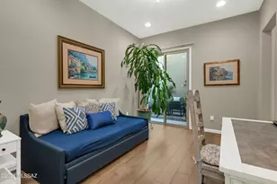 13121 N Humphreys Peak Dr, Oro Valley, AZ 85755 - Photo 11