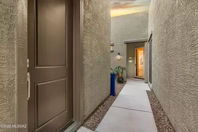 13121 N Humphreys Peak Drive, Oro Valley, AZ 85755 - Photo 27