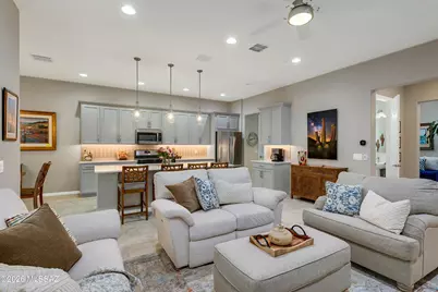 13121 N Humphreys Peak Drive, Oro Valley, AZ 85755 - Photo 1