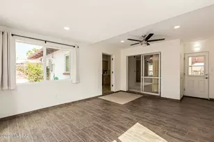 130 E Los Arcos, Green Valley, AZ 85614 - Photo 17