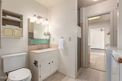 130 E Los Arcos, Green Valley, AZ 85614 - Photo 13