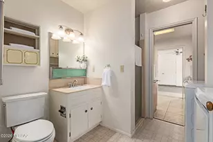 130 E Los Arcos, Green Valley, AZ 85614 - Photo 13