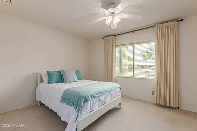 130 E Los Arcos, Green Valley, AZ 85614 - Photo 15