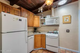 1951 E Greenlee Rd, Tucson, AZ 85719 - Photo 23
