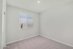 7786 S Wild Prairie Dr S, Tucson, AZ 85757 - Photo 19