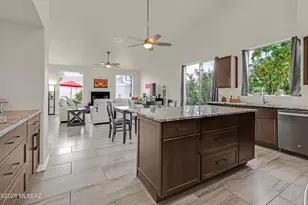2289 N Split Rock Pl, Tucson, AZ 85749 - Photo 13