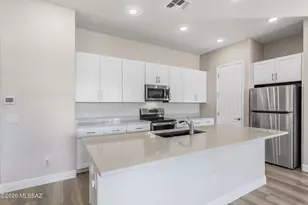 61370 E Flint Dr, Oracle, AZ 85623 - Photo 13