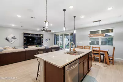 10781 W Whitehall Drive, Marana, AZ 85653 - Photo 19