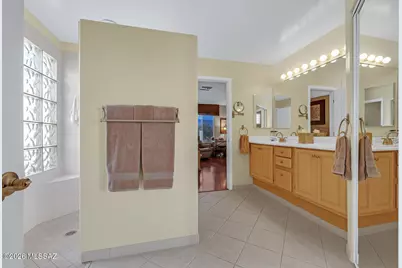 10650 N Sundust Court, Tucson, AZ 85737 - Photo 11
