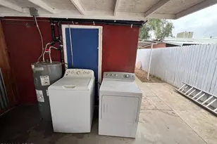 321 E Jacinto St, Tucson, AZ 85705 - Photo 33