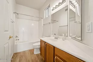 1917 W Vista Ridge Dr, Green Valley, AZ 85622 - Photo 11