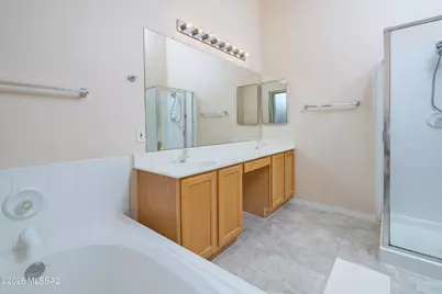 9172 N Treasure Mountain Drive, Tucson, AZ 85742 - Photo 11