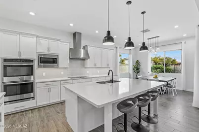 13220 N Fluffgrass Place, Oro Valley, AZ 85755 - Photo 11