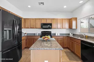 444 W Calle Sombra Linda, Sahuarita, AZ 85629 - Photo 7