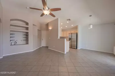 8685 S Desert Dove Drive, Tucson, AZ 85747 - Photo 7