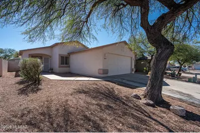 8685 S Desert Dove Drive, Tucson, AZ 85747 - Photo 3