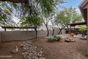 744 E Adams St, Tucson, AZ 85719 - Photo 29