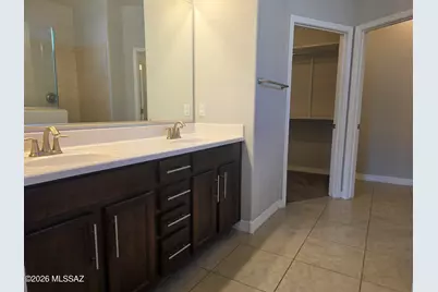 5549 W Jade Rock Place, Tucson, AZ 85742 - Photo 17