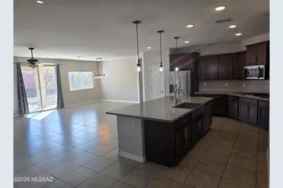 5549 W Jade Rock Place, Tucson, AZ 85742 - Photo 7