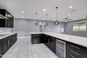 38655 S Running Roses Ln, Saddlebrooke, AZ 85739 - Photo 11