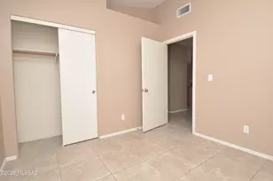 10979 N Double Eagle Ct, Oro Valley, AZ 85737 - Photo 19