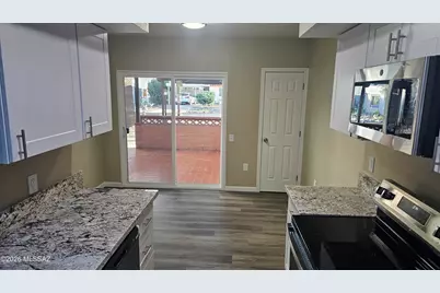 1152 S Alpine Circle, Green Valley, AZ 85614 - Photo 7