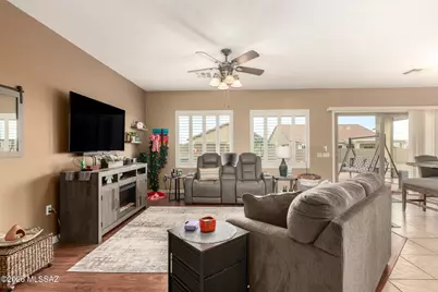 180 W Calle Media Luz, Sahuarita, AZ 85629 - Photo 9