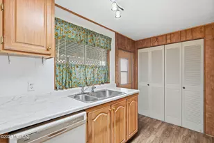 269 W Mora Dr, Green Valley, AZ 85614 - Photo 5