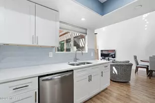 7601 N Calle Sin Envidia, Tucson, AZ 85718 - Photo 9