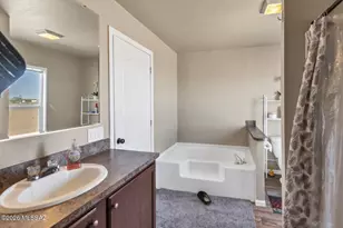 8845 N Ghost Ranch Trail, Marana, AZ 85653 - Photo 17