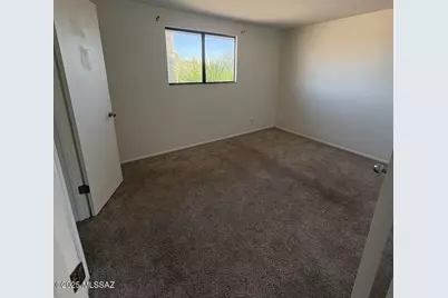 1246 S Camino Seco, Tucson, AZ 85710 - Photo 5