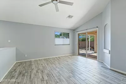 8698 N Joanna Drive, Tucson, AZ 85742 - Photo 13