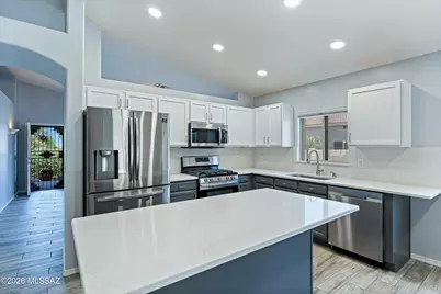 8698 N Joanna Drive, Tucson, AZ 85742 - Photo 11