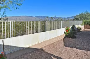 9505 S Quiet Dove Dr, Tucson, AZ 85747 - Photo 3