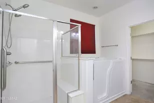 9505 S Quiet Dove Dr, Tucson, AZ 85747 - Photo 37