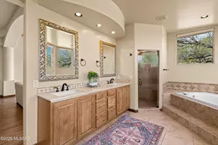 6525 N Longfellow Dr, Tucson, AZ 85718 - Photo 33