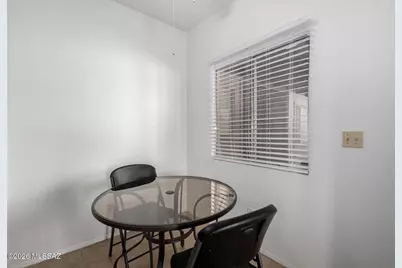 1810 E Blacklidge Drive #123, Tucson, AZ 85719 - Photo 7