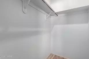 1810 E Blacklidge Dr, Tucson, AZ 85719 - Photo 17