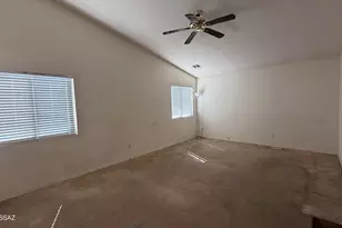 8170 E Sundew Dr, Tucson, AZ 85710 - Photo 5