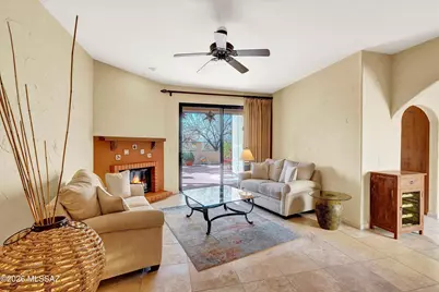 1216 E Camino Diestro, Oro Valley, AZ 85704 - Photo 9