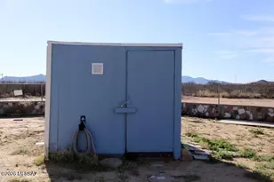 766 W Calle Rhode Island Circle, Cochise, AZ 85606 - Photo 11