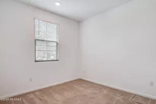 7845 S Sugarbend Dr, Tucson, AZ 85757 - Photo 11