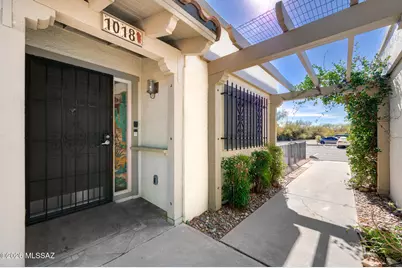 1018 Calle De La Temporada, Green Valley, AZ 85614 - Photo 3