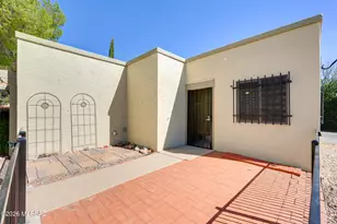 1018 Calle De La Temporada, Green Valley, AZ 85614 - Photo 17