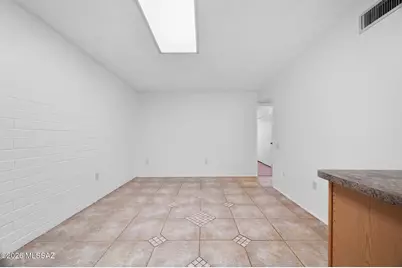 1018 Calle De La Temporada, Green Valley, AZ 85614 - Photo 5